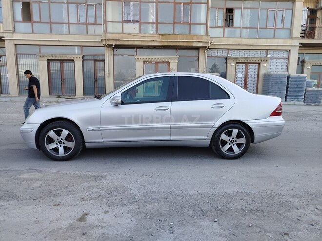 Mercedes C 200 2000, 296,587 km - 2.0 l - Bakı