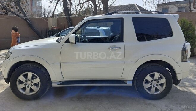 Mitsubishi Pajero 2007, 168,000 km - 3.0 l - Bakı