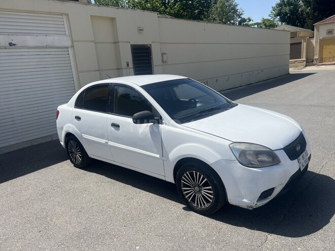 Kia Rio 2009, 175,000 km - 1.4 l - Bakı