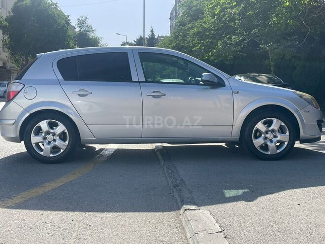 Opel Astra 2006, 264,000 km - 1.7 l - Bakı