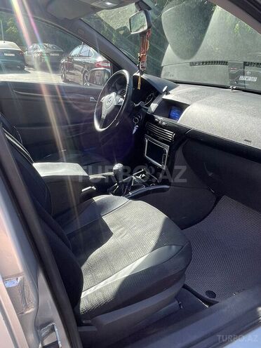 Opel Astra 2006, 264,000 km - 1.7 l - Bakı