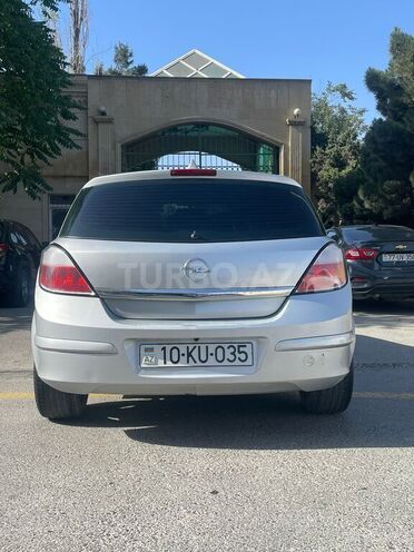Opel Astra 2006, 264,000 km - 1.7 l - Bakı