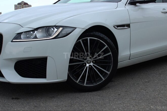 Jaguar XF 2018, 74,500 km - 2.0 l - Bakı