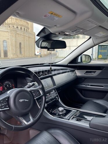 Jaguar XF 2018, 74,500 km - 2.0 l - Bakı