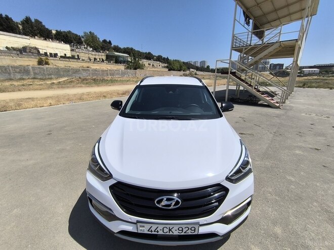 Hyundai Santa Fe-11