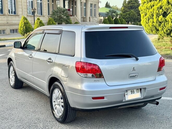 Mitsubishi Airtrek 2002, 215,142 km - 2.0 l - Sumqayıt