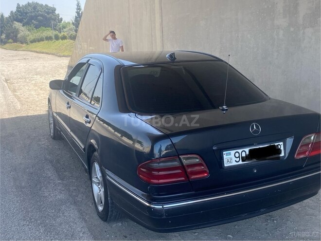 Mercedes E 220 d 2000, 470,000 km - 2.2 л - Bakı