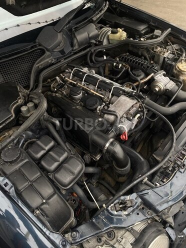 Mercedes E 220 d 2000, 470,000 km - 2.2 л - Bakı