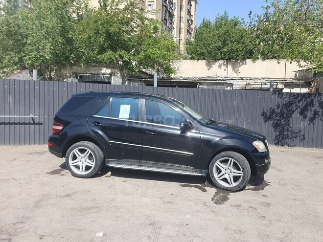Mercedes ML 350 4MATIC 2010, 281,635 km - 3.5 l - Bakı