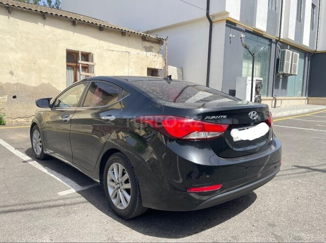 Hyundai Avante 2015, 218,880 km - 1.6 l - Bakı