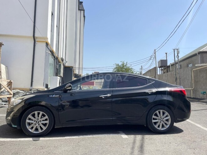 Hyundai Avante 2015, 218,880 km - 1.6 l - Bakı