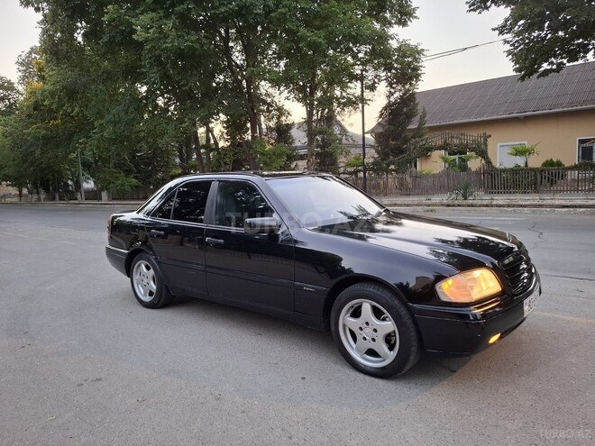 Mercedes C 180-5