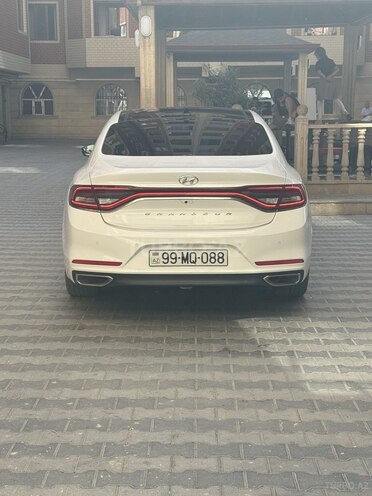 Hyundai Grandeur 2018, 210,000 km - 2.2 l - Bakı