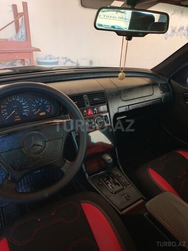 Mercedes C 230 1997, 265,939 km - 2.3 l - Bakı