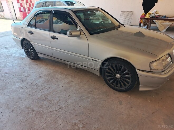 Mercedes C 230 1997, 265,939 km - 2.3 l - Bakı