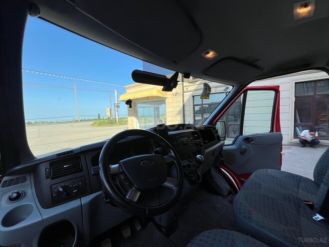 Ford Transit 2011, 178,000 km - 2.4 л - Quba