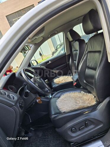 Volkswagen Tiguan 2009, 242,857 km - 2.0 l - Bakı