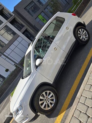 Volkswagen Tiguan 2009, 242,857 km - 2.0 l - Bakı