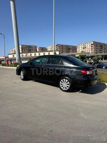 Toyota Corolla 2013, 233,000 km - 1.8 l - Bakı