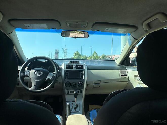 Toyota Corolla 2013, 233,000 km - 1.8 l - Bakı