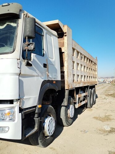 HOWO Sinotruk 2013, 300,000 km - 9.7 l - Bakı