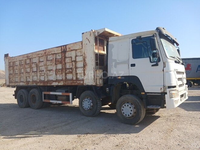HOWO Sinotruk 2013, 300,000 km - 9.7 l - Bakı