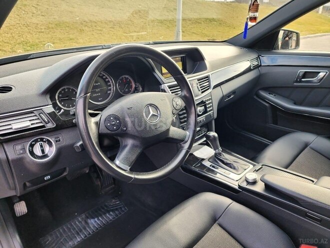 Mercedes E 220 d 2010, 218,000 km - 2.1 l - Bakı