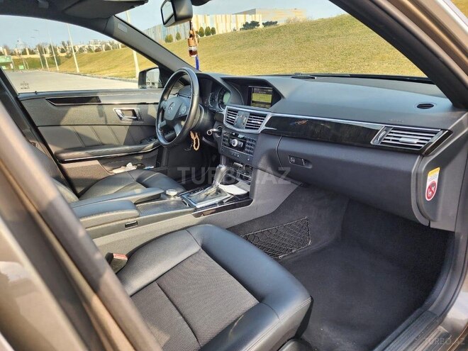 Mercedes E 220 d 2010, 218,000 km - 2.1 l - Bakı