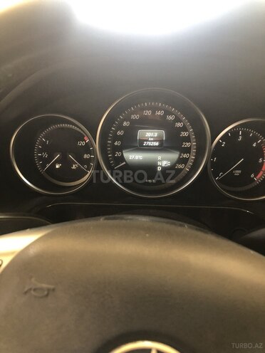 Mercedes E 220 2013, 275,000 km - 2.1 л - Bakı