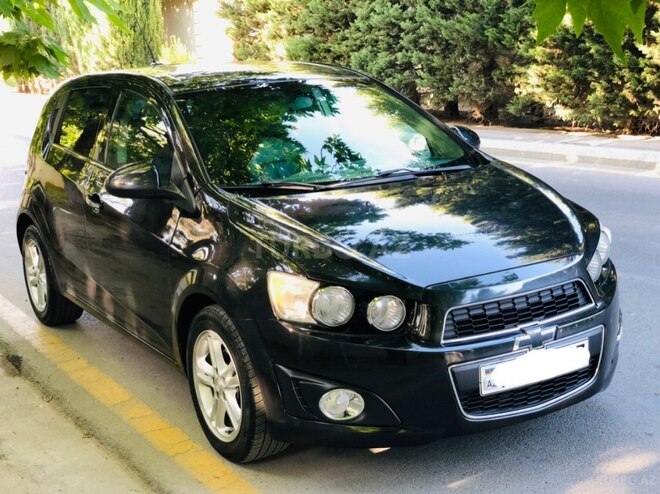 Chevrolet Aveo-10