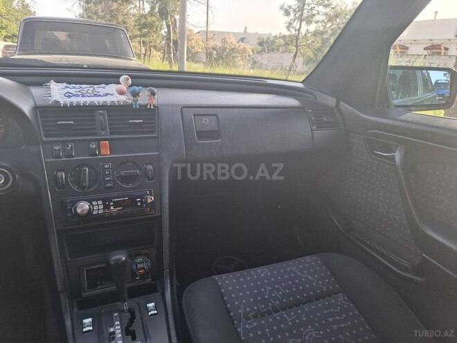 Mercedes C 180-7