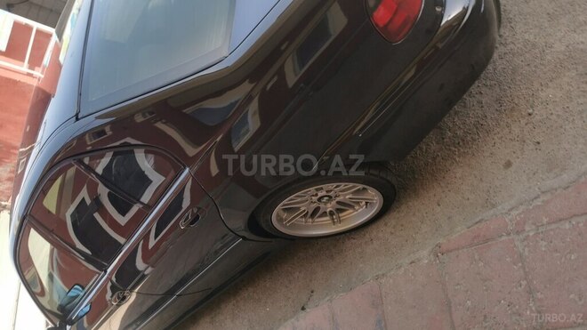 BMW 525 2001, 238,500 km - 2.5 l - Bakı