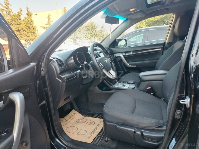 Kia Sorento-10