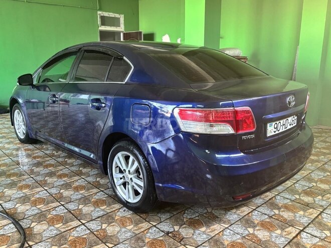 Toyota Avensis 2011, 194,000 km - 2.0 л - Bakı