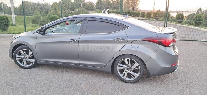 Hyundai Elantra 2015, 90,823 km - 1.8 l - Mingəçevir