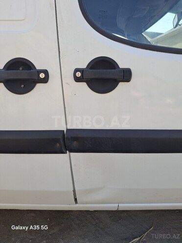 Fiat Doblo 2005, 241,987 km - 1.4 l - Bakı