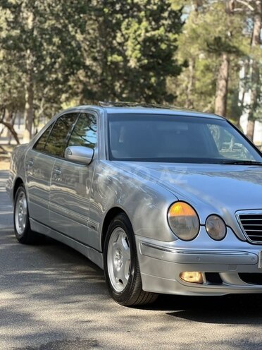 Mercedes E 220 d 2000, 310,000 km - 2.2 l - Sumqayıt