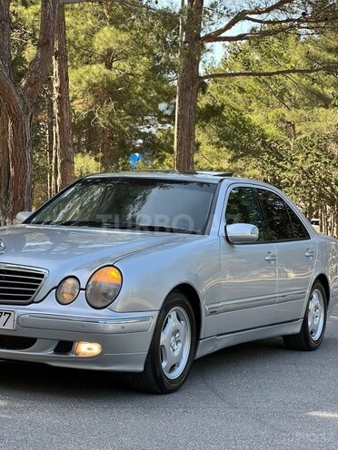 Mercedes E 220 d 2000, 310,000 km - 2.2 l - Sumqayıt
