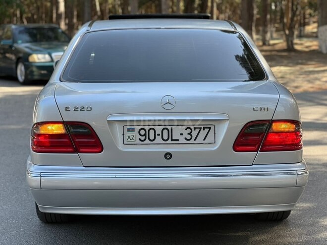 Mercedes E 220 d 2000, 310,000 km - 2.2 l - Sumqayıt