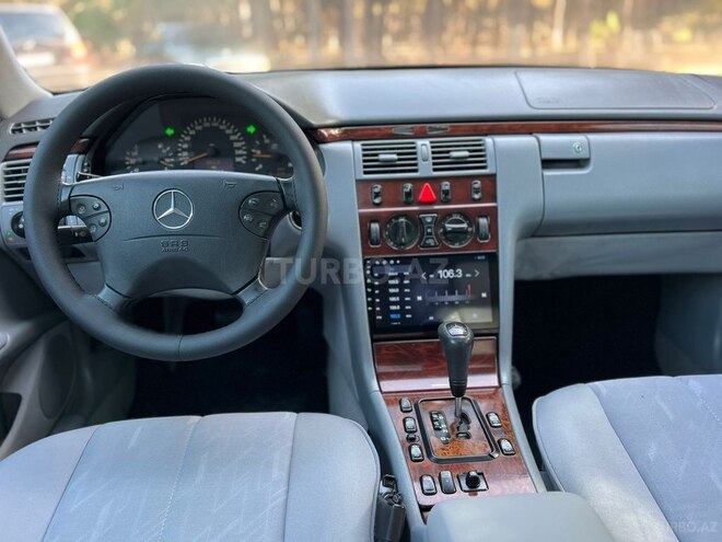 Mercedes E 220 d 2000, 310,000 km - 2.2 l - Sumqayıt