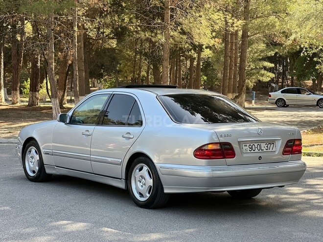 Mercedes E 220 d 2000, 310,000 km - 2.2 l - Sumqayıt