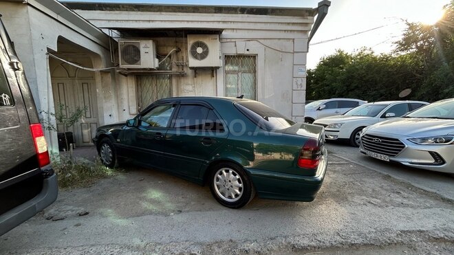 Mercedes C 200 2000, 225,012 km - 2.0 l - Bakı