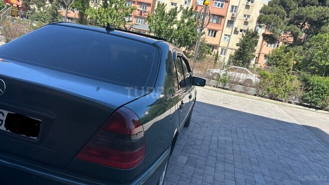 Mercedes C 200 2000, 225,012 km - 2.0 l - Bakı