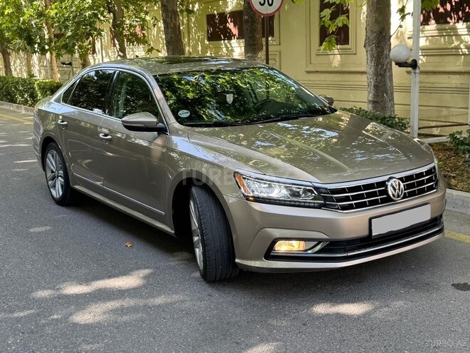 Volkswagen Passat 2016, 122,000 km - 1.8 l - Bakı