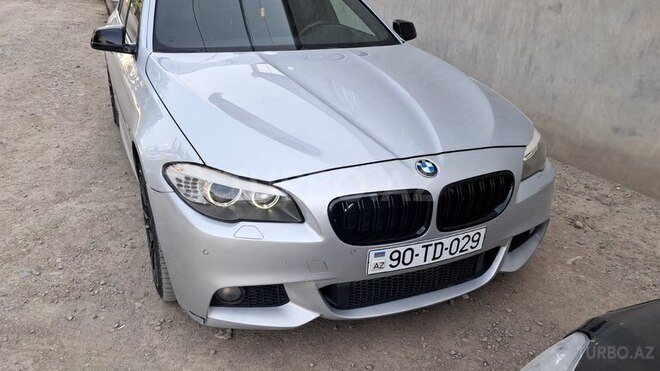 BMW 528 2013, 255,000 km - 2.0 l - Gəncə
