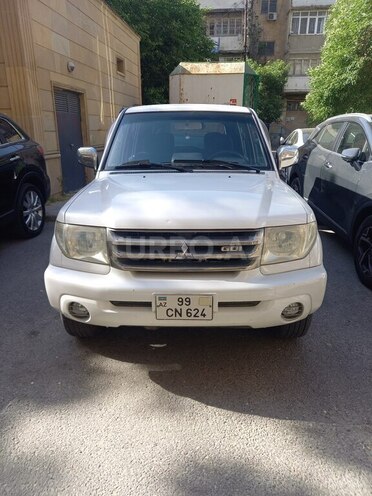 Mitsubishi Pajero io 2001, 20,000 km - 2.0 l - Bakı