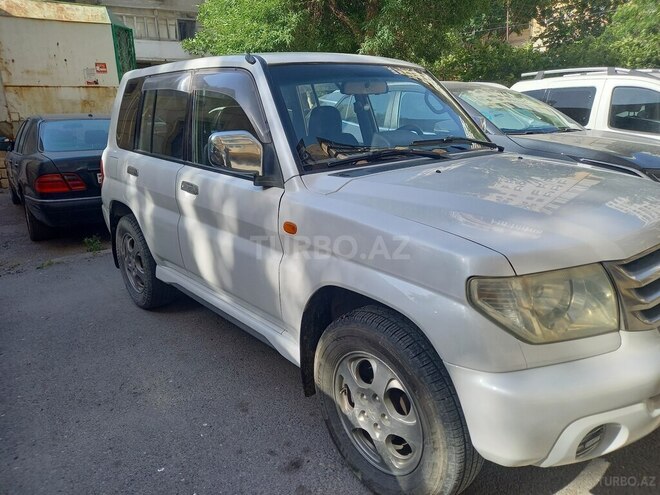 Mitsubishi Pajero io 2001, 20,000 km - 2.0 l - Bakı