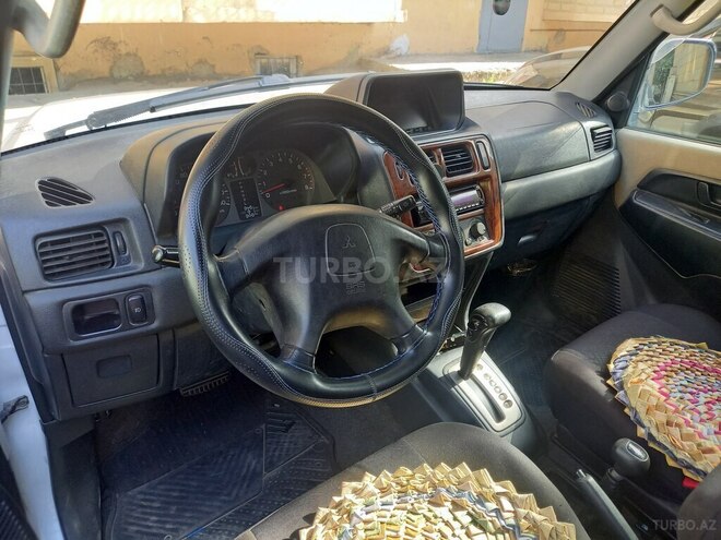 Mitsubishi Pajero io 2001, 20,000 km - 2.0 l - Bakı