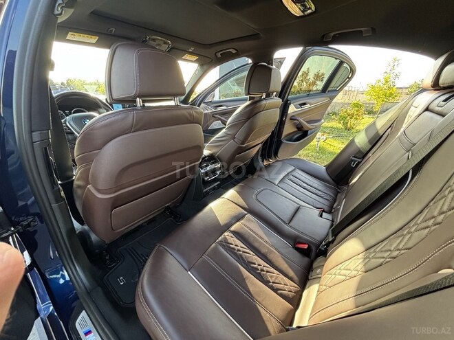 BMW 520 2017, 215,000 km - 2.0 л - Bakı
