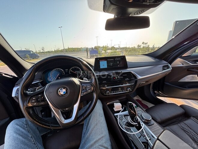 BMW 520 2017, 215,000 km - 2.0 л - Bakı